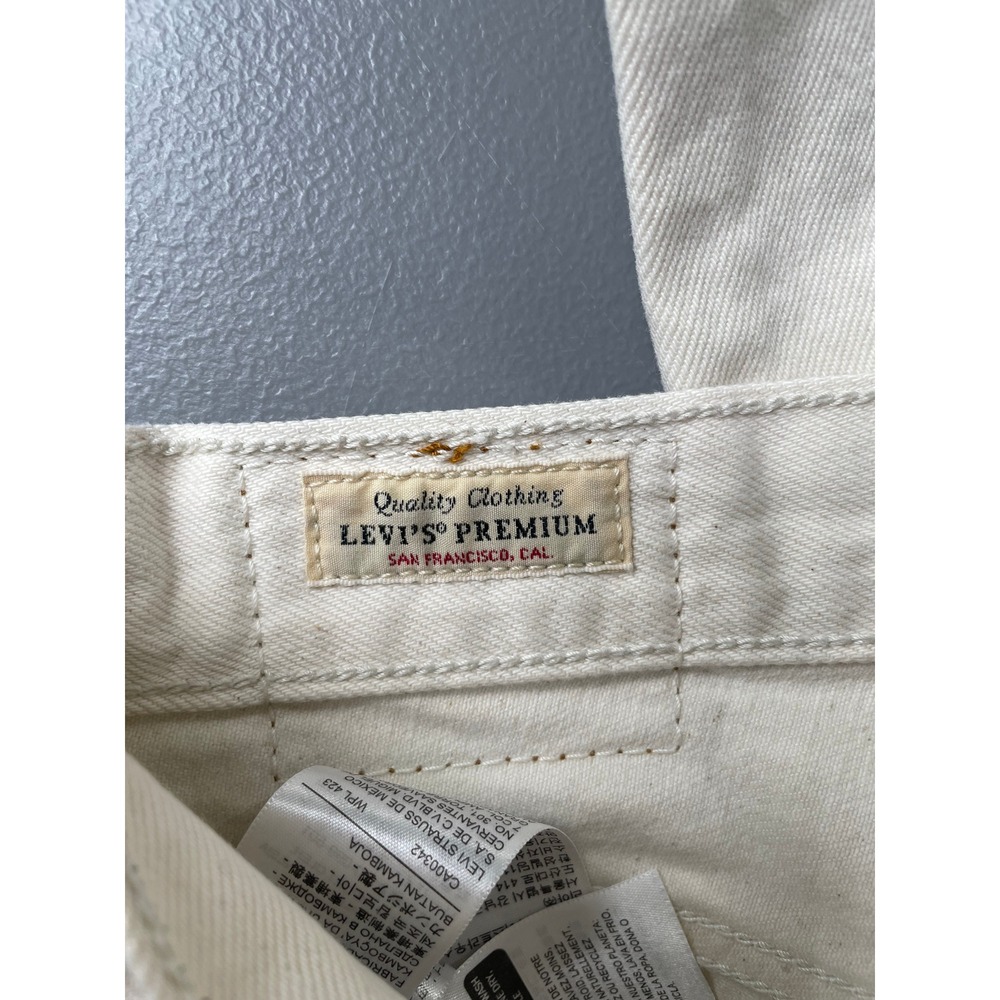 Levi's 501 90s Jeans Women 26 Cream Straight Leg Cotton Clean Girl Old Money - Picture 7 of 14